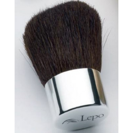 KABUKI BRUSH